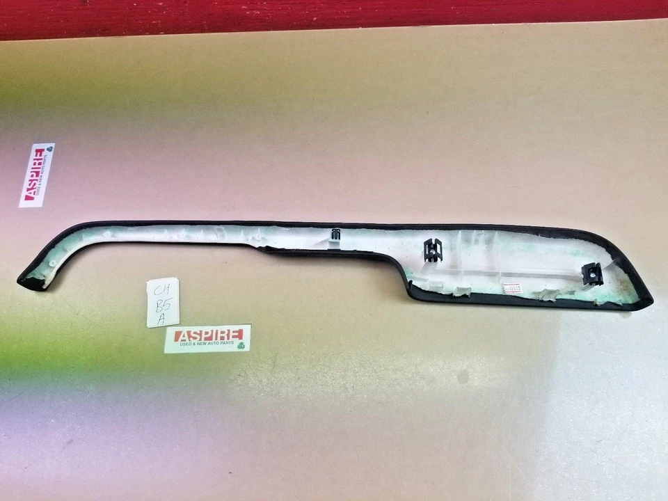 Nissan X-Trail 2005-2006 puerta derecha panel interior moldura OEM 80948-EQ300 Foto 3 de 4