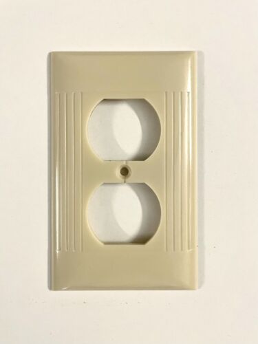 Vintage Sierra Ribbed Bakelite Electrical Outlet Wall Plate Cover IVORY MCM