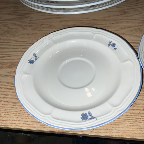 Jardin Bleu Saucers 6" Brick Oven Rose Stoneware Lot Of 2 - Picture 3 of 14