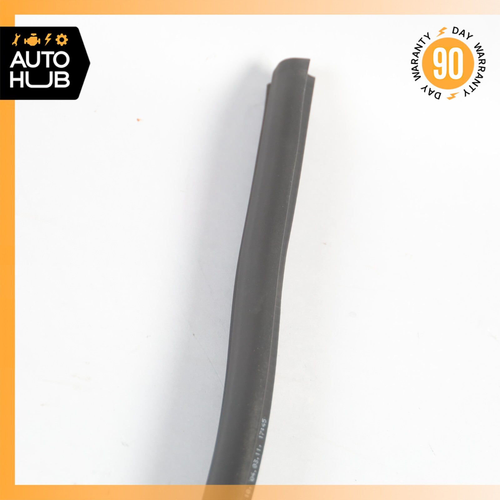 Maserati GranTurismo S M145 Left or Right Side Lower Door Seal Rubber OEM 61k