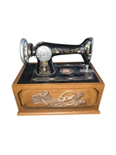 Vintage Singer Sewing Machine Replica Mini Wooden Storage Box With Thread