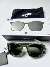 NWT IZIPIZI Paris Journey Kaki Green Polarized Sunglasses 100 UV Protection NIB