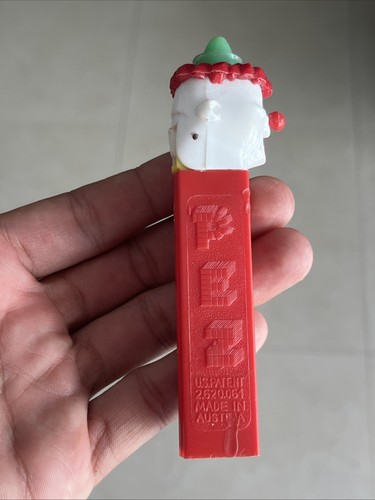 Vintage Clown PEZ Dispenser No Feet - Picture 2 of 8