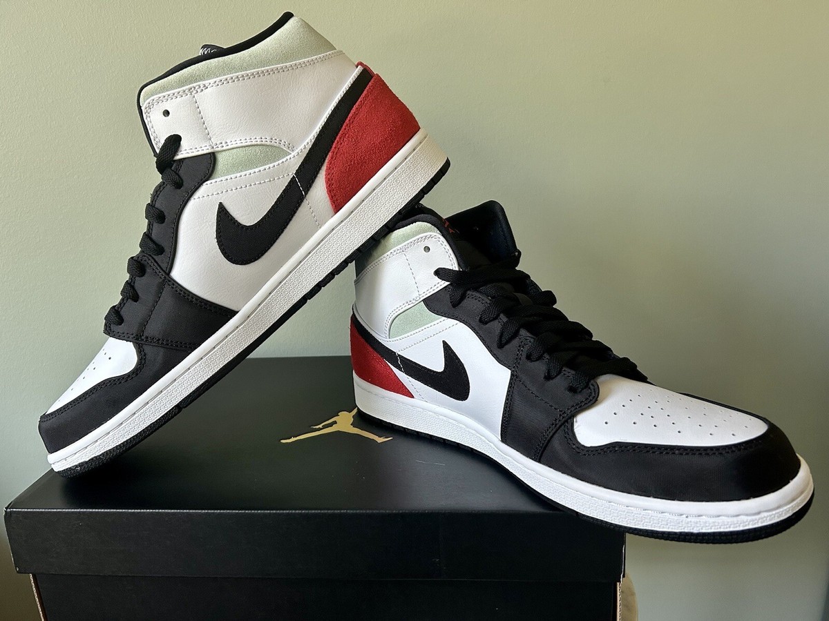 New Jordan 1 Mid SE Red Black Toe DS Sz 11.5 852542 100