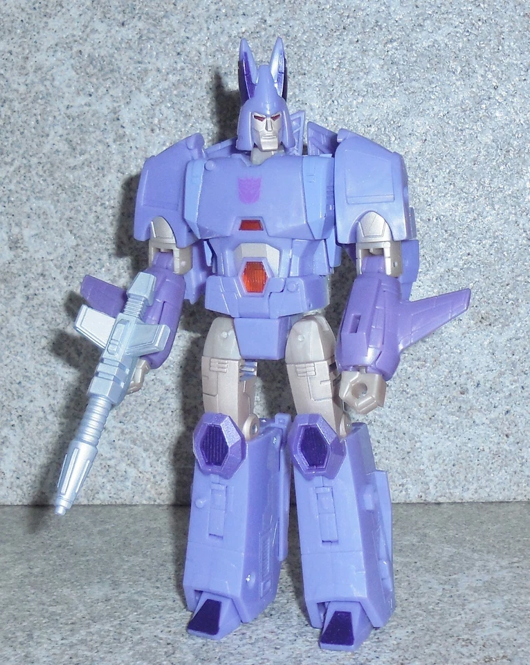 Transformers Kingdom Cyclonus Complete Used War for Cybertron Voyager  - Image 3 of 4