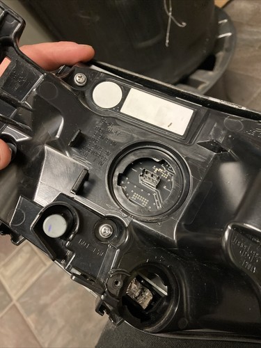 LUZ TRASERA LEXUS NX MK2 AZ20 PASAJERO IZQUIERDO CERCA NSR 21-23 81561-78151 - Imagen 7 de 7