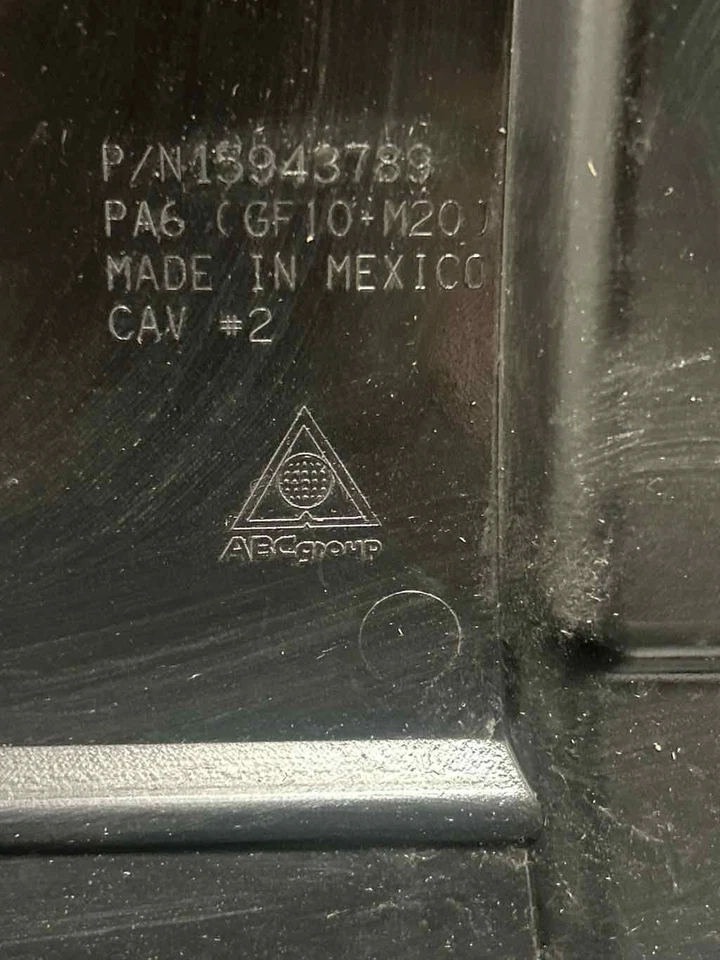 Fits 2008 CHEVY AVALANCHE 1500 Engine Cover OEM:N/A — 第 3/4 张图片