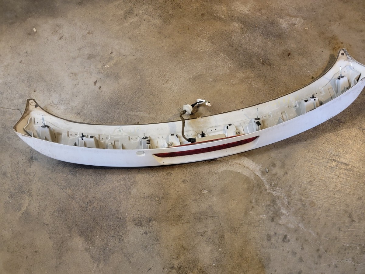 07-2014 Mazda CX9 CX-9 Spoiler with Third Brake Light WHITE. VERY