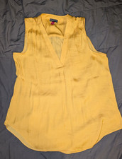 Vince Camuto Dress Shirt Tank Top Canary Yellow V neck Size Small