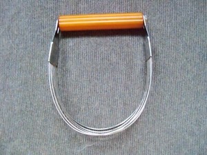 Bakelite Plastic 1940s Vintage Androck Brand Butterscotch Handle Whisk / Blender