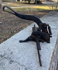 Antique H.B. Rouse & Co Chicago Printers Tool Letterpress Slug Cutter Cast Iron