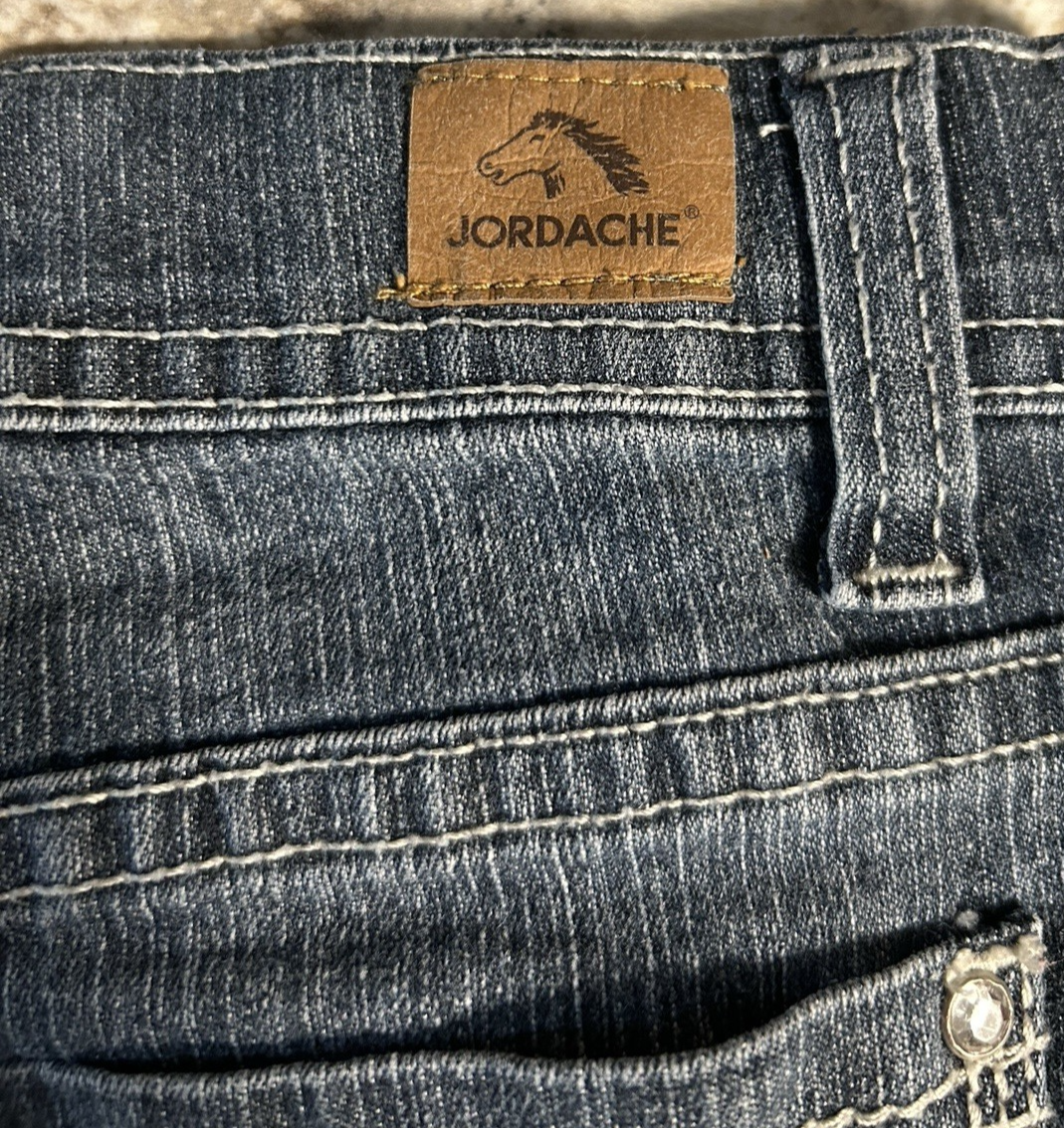 Picture 5 of 11
