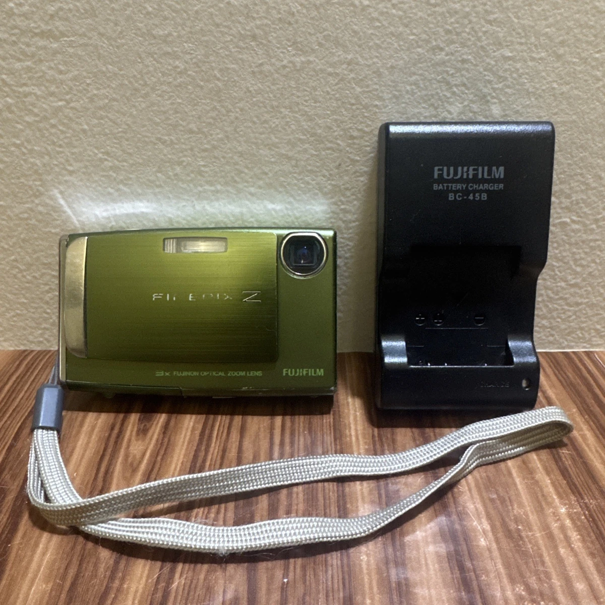 Fujifilm FinePix Z Series Fujifilm FinePix Z10fd 3-9.9x Digital