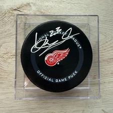 Lucas Raymond signed autograph Detroit Red Wings official NHL game puck
