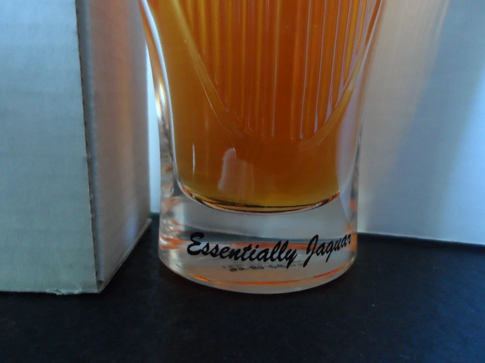 Spray Essential Jaguar para mujer 3,4 oz/100 ml EDT, nuevo en caja blanca. Foto 3 de 3