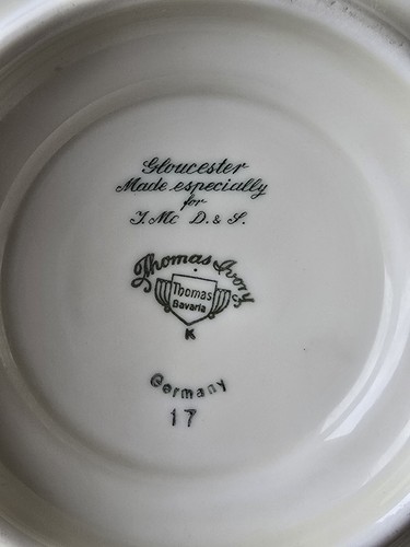 Thomas Ivory Bavaria Germany Bone China Gravy Boat Floral Pattern Gold Trim - Picture 3 of 6