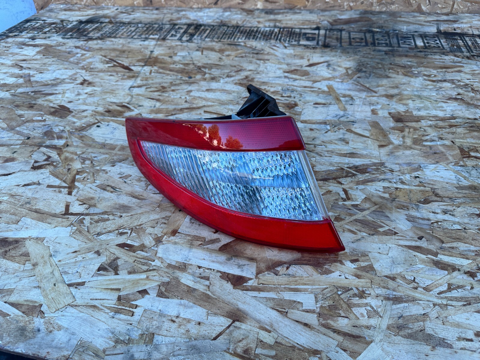 LEFT SIDE QUARTER TAILLIGHT TAIL LAMP 08-12 MASERATI QUATTROPORTE GRANTURISMO S