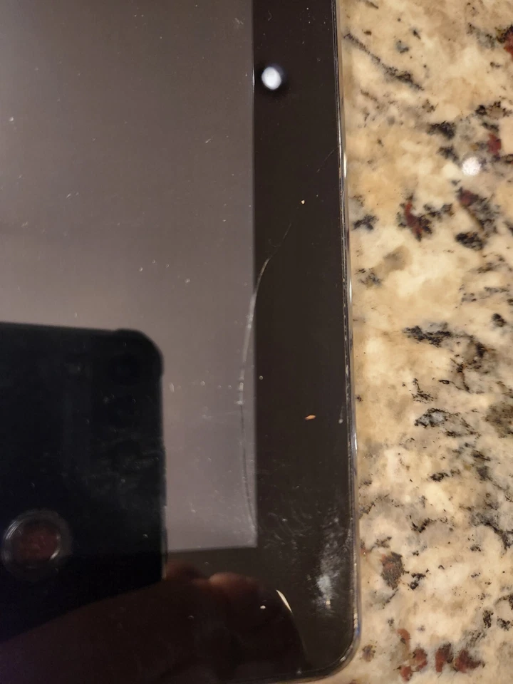 ASUS MeMO Pad  16GB, 10.1 in  Black - Screen Not Working  - Image 3 of 4