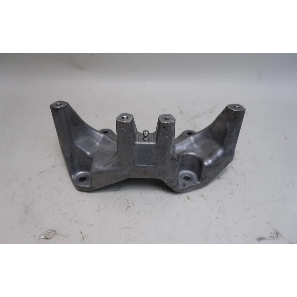 Suporte de montagem de transmissão superior BMW F10 M5 F12 M6 2013-2018 para embreagem dupla fabricante de equipamento original - Imagem 2 de 4