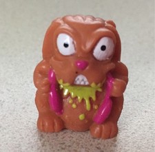 NEW Series 3 Brown Grotweiler Dog 468 The Trash Pack Trashies