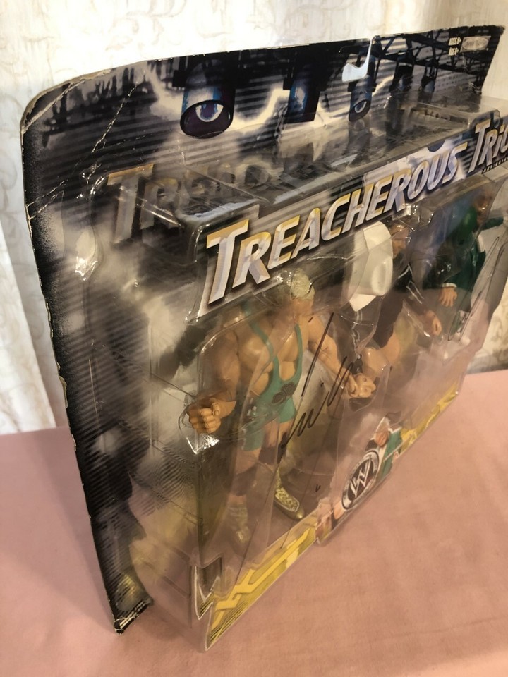 SIGNED 2008 WWE Treacherous TRIOS HORNSWOGGLE + JBL + FINLAY 3Figure