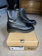 Botas Dr. Doc Martens 1460 Pascal para mujer talla 7 cuero negro Wanama