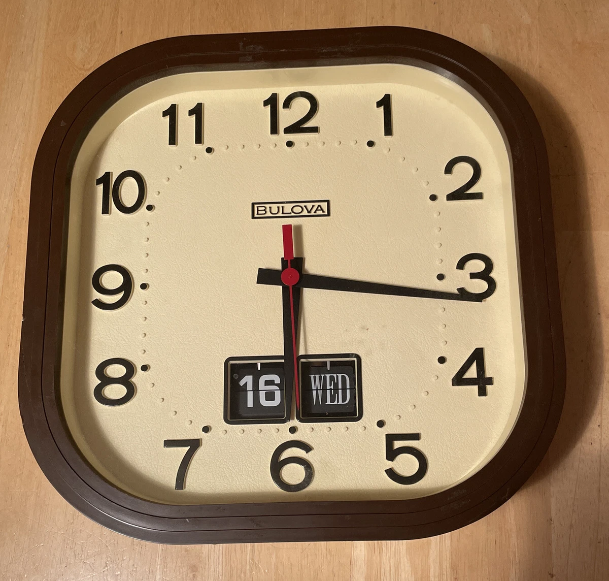 Vintage Bulova Wall Battery Clock Time and Date Flip Date
