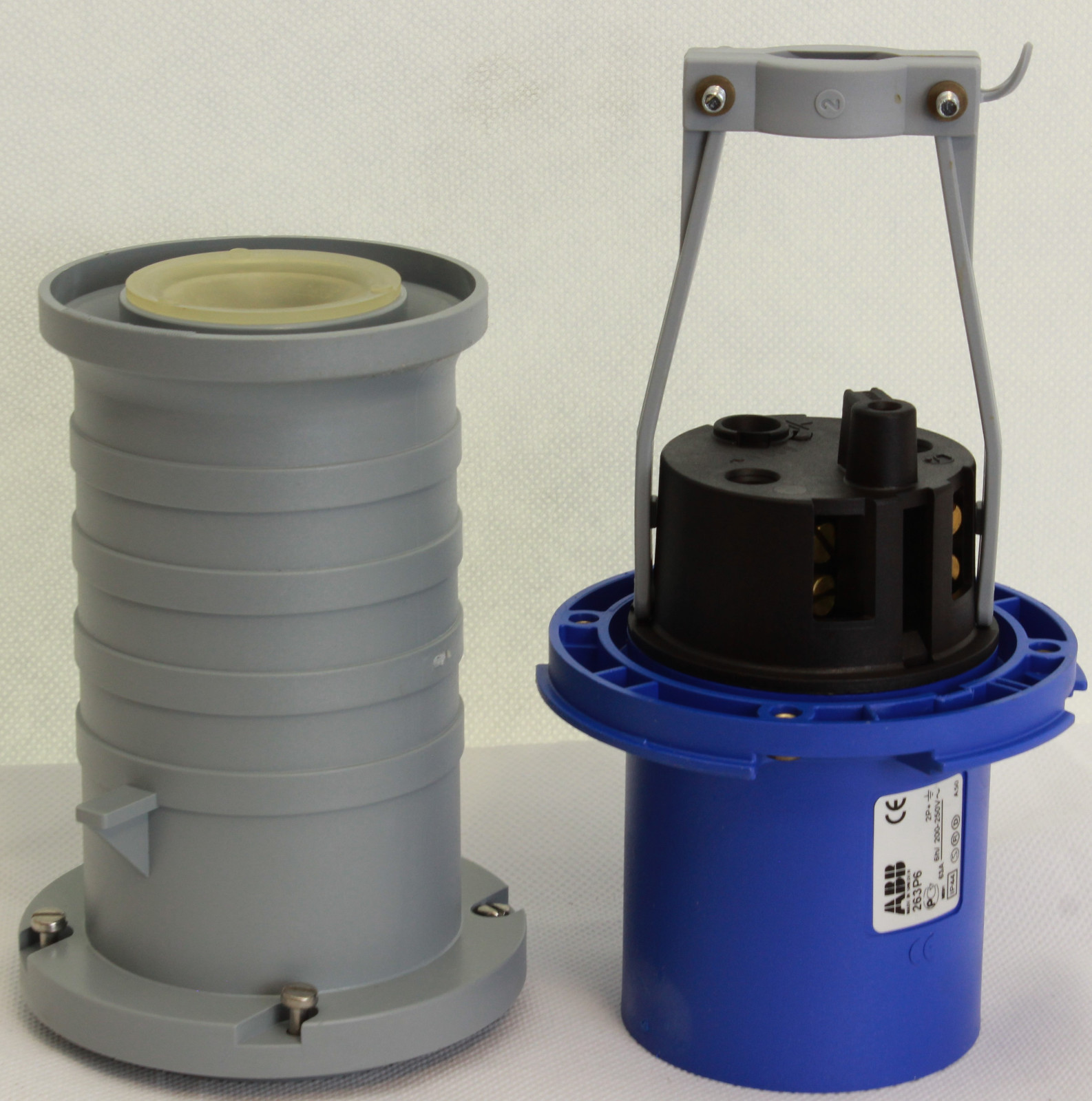 ABB Splashproof Plug International Pin and Sleeve 2-Pole 3-Wire