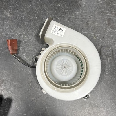 Hybrid Battery Cooling Fan 13-16 VW Jetta Hybrid MK6 - Genuine - 7P0 907 463