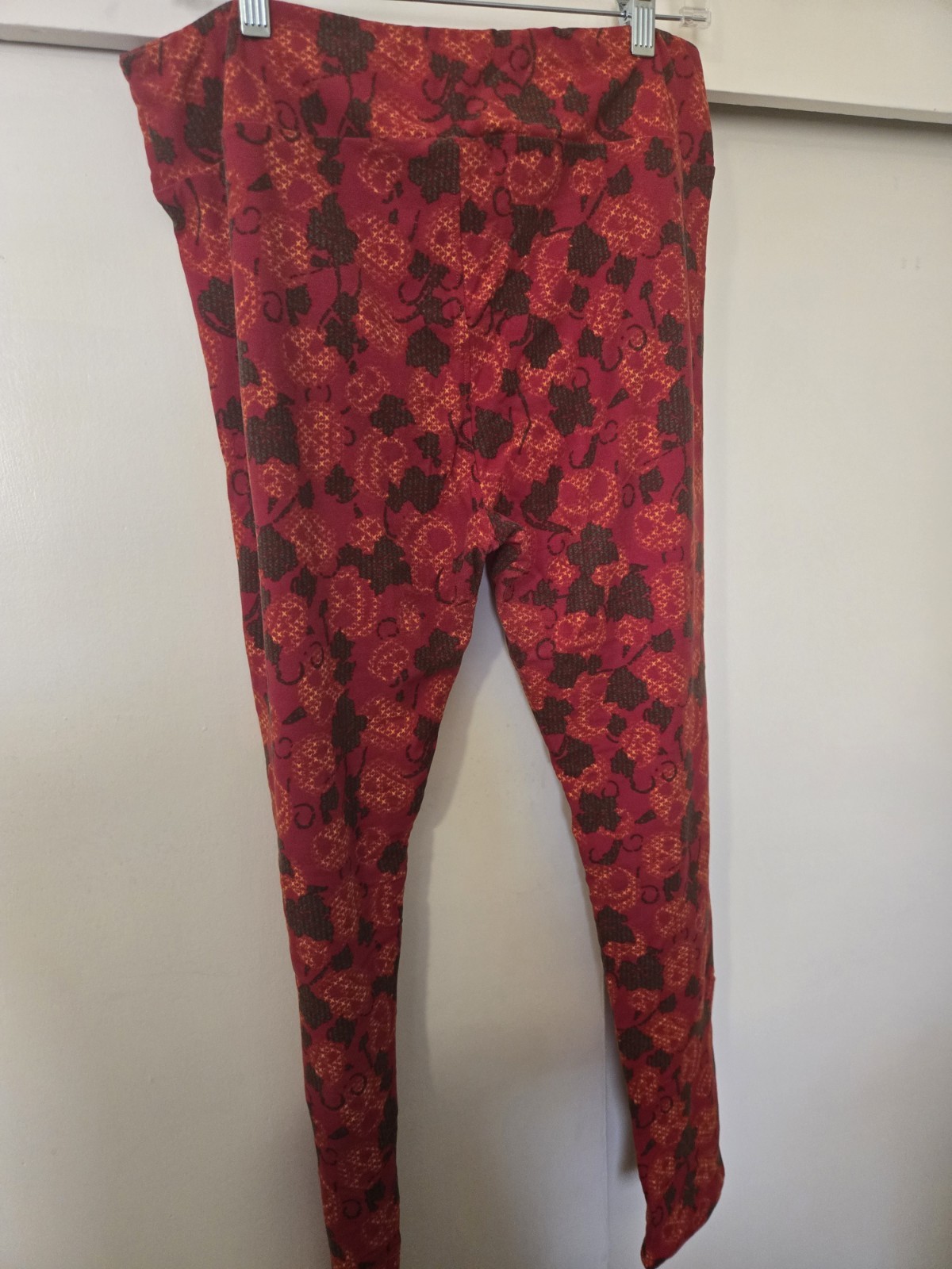 Lularoe Leggings TC Tall & Curvy Pumpkin Jack-o-lantern All Over Exc Cond