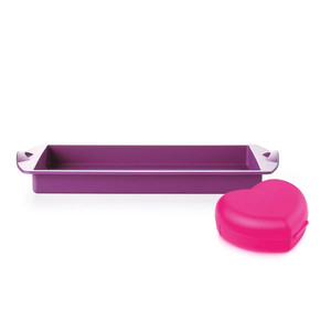 Tupperware Silicone Rectangular Form with Heart Case - New - Rare
