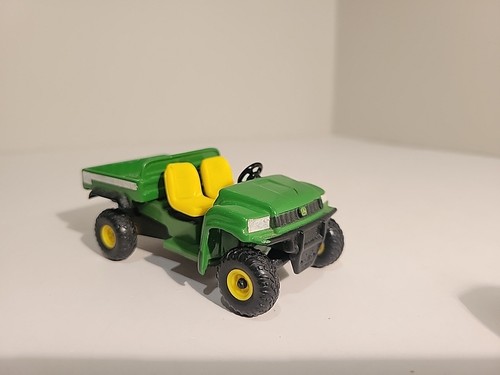 Ertl John Deere Gator HPX 4x4 1/32 Scale - Picture 2 of 6