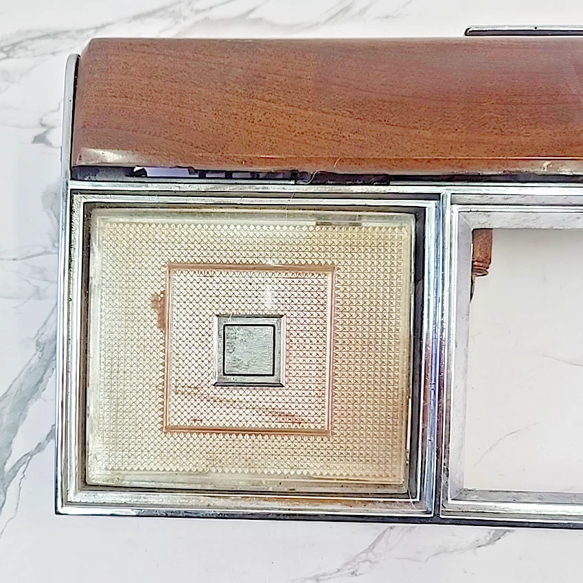 Cadillac DeVille Fleetwood 1977-1979 panel de puerta derecha bisel con interruptores cenicero Foto 2 de 4