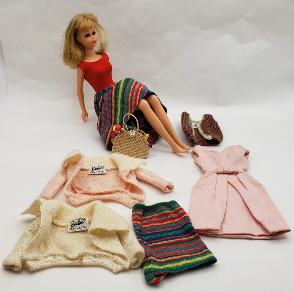 复古 FRANCIE 芭比娃娃 1966 Twist N Turn 娃娃弯腿金色 + 服装套装 — 第 2/4 张图片