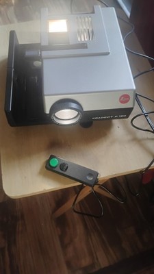 Leica Pradovit P 150 Slide Projector w/ Hektor-P2 85mm f2.8 Lens, no slide tray