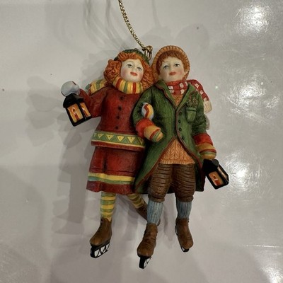 SUSAN WINGET LANG & WISE ICE SKATING SWEETHEARTS ORNAMENT WINTER COUPLE FESTIVE