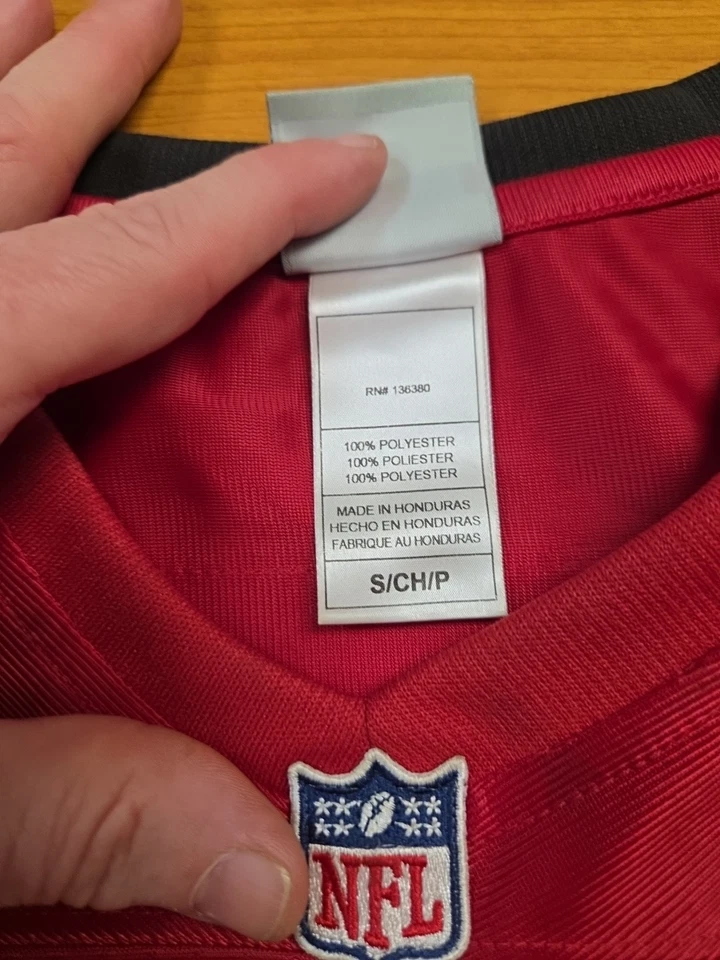 Camiseta Nike NFL Tampa Bay Buccaneers #22 Doug Martin para mujer talla pequeña Foto 4 de 4