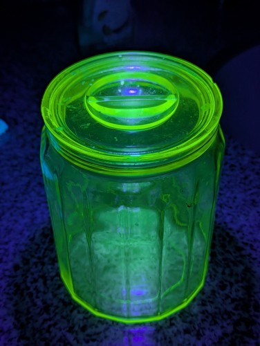 Vintage Hazel Atlas Depression Green Uranium Glass Canister Jar Lid Panel Sides