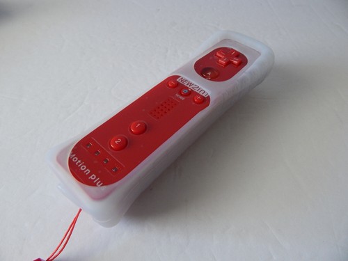 Wii U Wii Motion Remote controller with Silicone Case Nunchuk Remote Controller - Picture 9 of 29