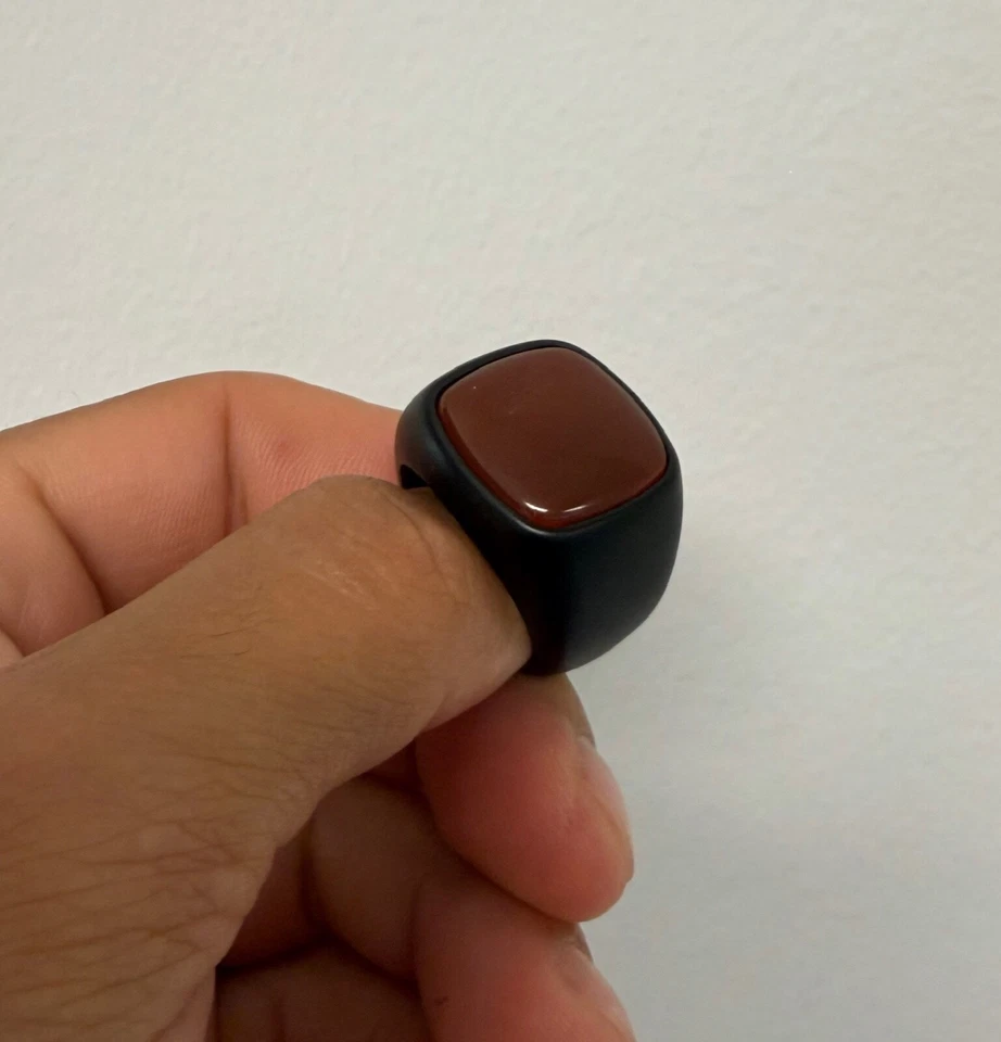 Anillo de sello de cornalina de titanio negro para hombre David Yurman talla 13,5 Foto 4 de 4