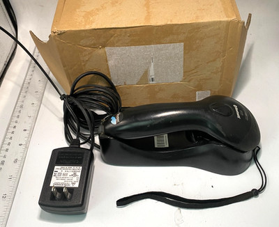 Honeywell Voyager Bluetooth Barcode Scanner, Cradle, Adapter M19535-538-3 MS9535