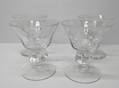 Set of 4 VTG Swedish Lobed Cordial Etched Clover Leaf Clear Glasses 3 1/4''