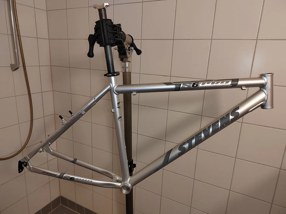 Stevens S6 Pro 26" ALU 19" Fahrrad Rahmen MTB Silber