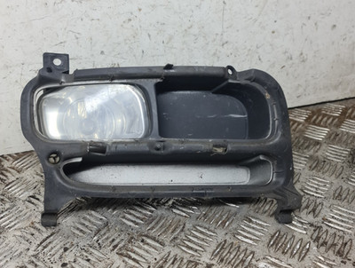 Toyota Avensis fog light DRIVER side Front OSF Right 81210-05060 270422-02 03-06
