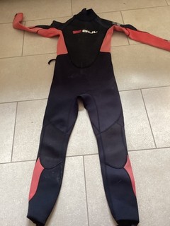 Gul Kids Full Length Wetsuit age Size 9 10 Years great item
