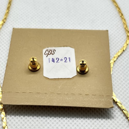 NIB Vintage Signed Monet Necklace/Pierced Earrings Set Triangle Shape-Gold Toned - Picture 6 of 7