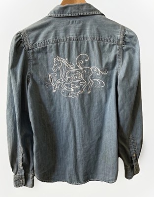 Lauren Ralph Lauren Size 8 Denim Pearl Snap Blouse Horse Embroidery Equestrian