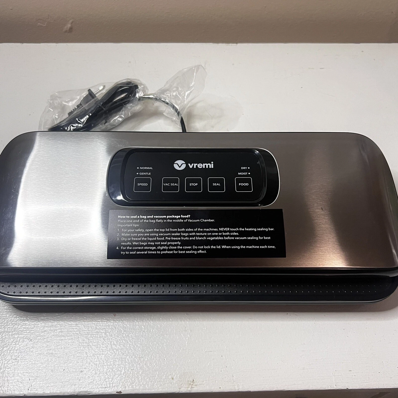Vremi Vacuum Sealer Machine - Designed for Food Preservation and Sous Vide