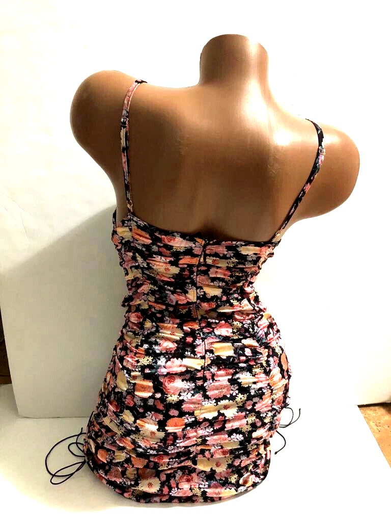 UNDERCOVER VS For Love & Lemons Victoria's Secret mini abito floreale gardenia increspato S nuovo con etichette