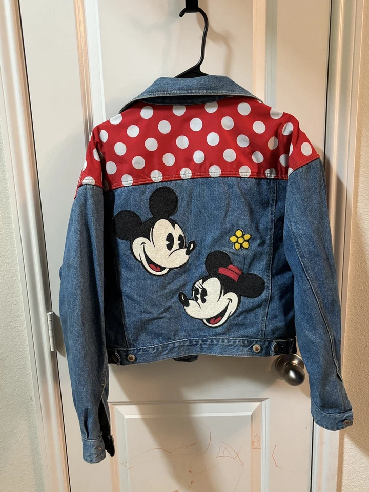 Chaqueta Denim Jou Hecha Exclusivamente para Disney Vintage Mickey & Minnie Grande Foto 2 de 4